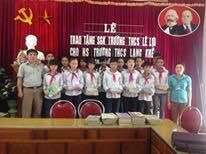 Lễ trao SGK của THCS Lê Lợi ủng hộ học sinh THCS Lạng Khê